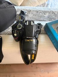 Macchinetta fotografica D3200 colore nero