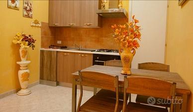 Torre lapillo 50 mt.  spiag. Bell. vista mare 