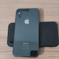 iPhone X batteria al 100%