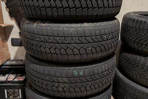 Pneumatici invernali con cerchi per Alfa Romeo