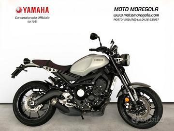 Yamaha XSR 900 ARGENTO 2016