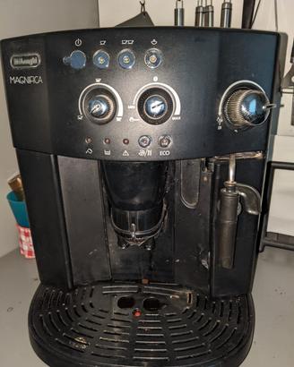 Macchina caffè De Longhi Magnifica