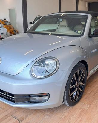 Volkswagen Maggiolino Cabrio 2.0 110cv TDI DSG Spo