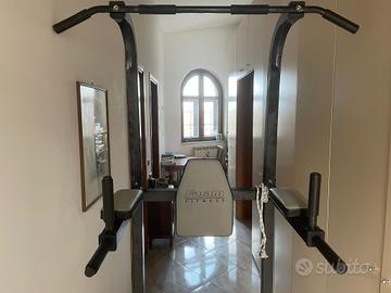 stazione fitness torre esercizi 