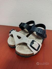 sandaletti in pelle tipo Birkenstock