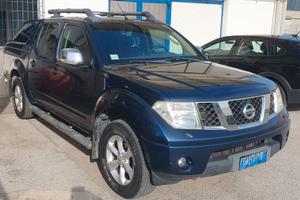 Nissan Navara  2.5 dci LE 174 cv