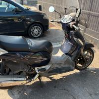 Aprilia scarabeo 400