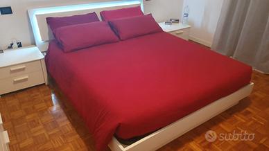 Letto Matrimoniale Contenitore Testiera Led