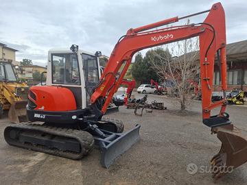 MiniEscavatore usato KUBOTA U50-3