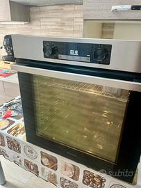 Forno Hisense model BI64211PX