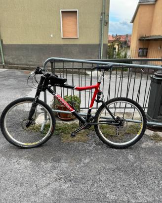 Bicicletta cannondale scalpe