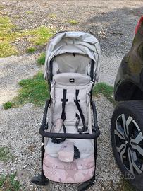 Passeggino leggero fino a 20 kg