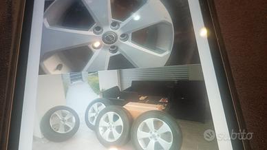 cerchi in lega  OPEL MOKK X con sensori nuovi 