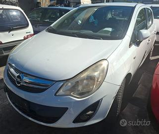 OPEL CORSA per ricambi usati