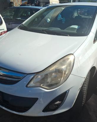 OPEL CORSA per ricambi usati