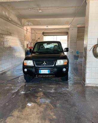 MITSUBISHI PAJERO ANNO 2003