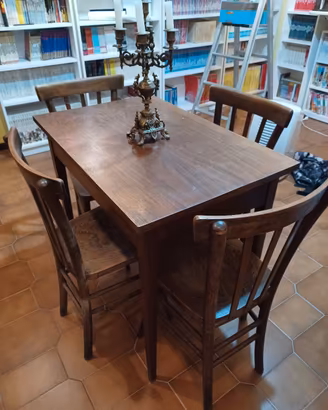 tavolo antico salotto