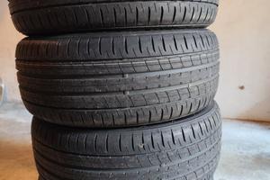 4 GOMME DUNLOP SPORTMAXX  225/50 R18 95V - NUOVE