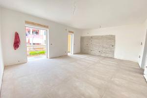 VIA INNAMORATI;3Vani+Box Auto in Parco MAF563