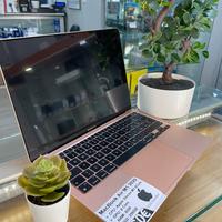 Apple MacBook Air M1 2020 “Sold Out”