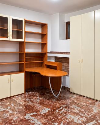 Libreria con scrivania angolare e armadio 4 ante