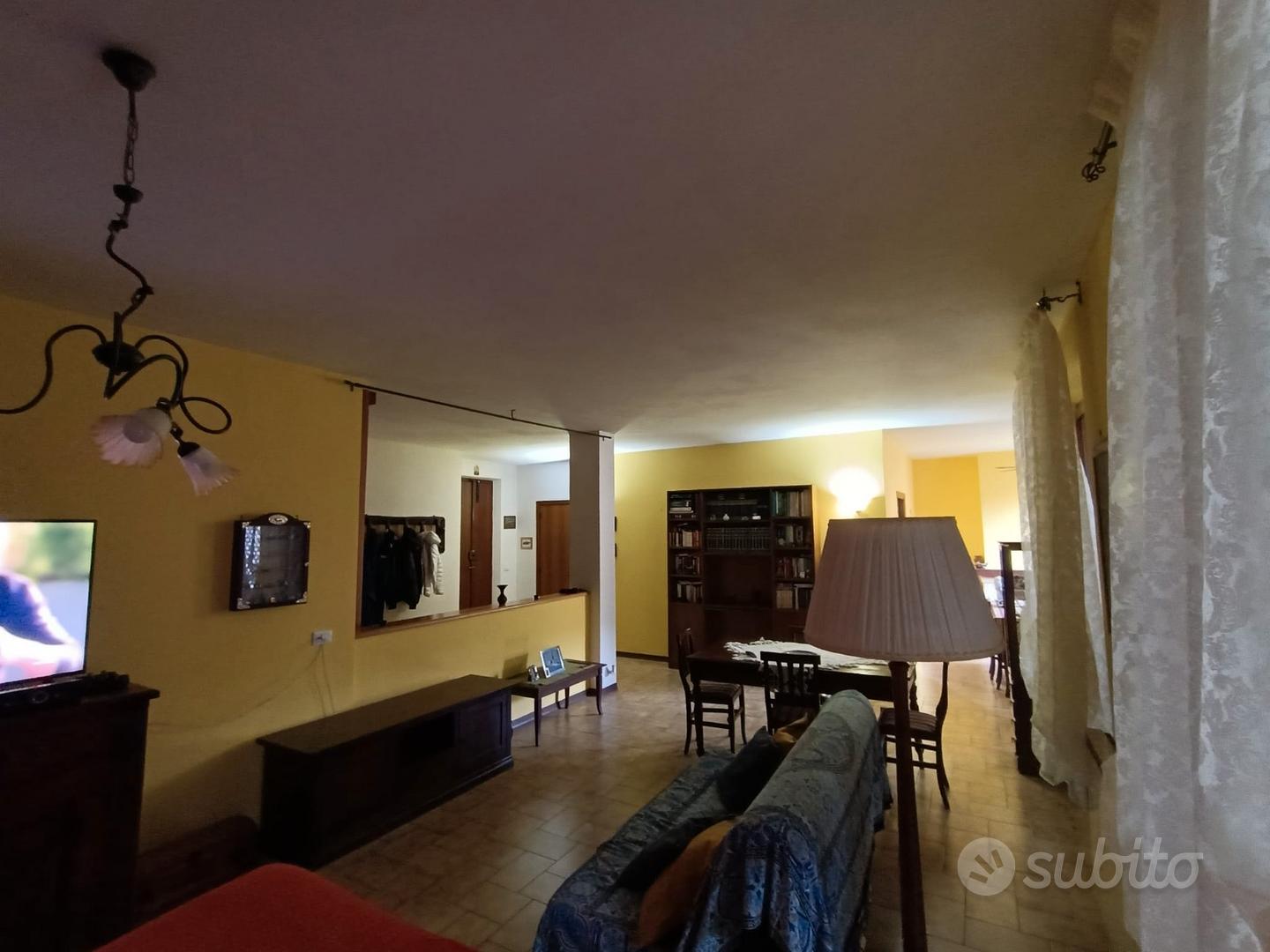 House in Arcevia, Ancona - Vista 3