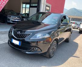 Lancia Ypsilon 1.0 FireFly 5 porte S&S Hybrid Gold