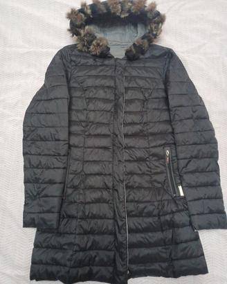 Piumino Leggero Nero con Cappuccio