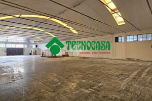 CAPANNONE A CALENZANO