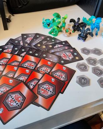 lotto 9 BAKUGAN palline trasformabili a scatto