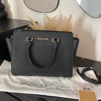 Borsa Michael Kors Selma Medium Messenger - Nero