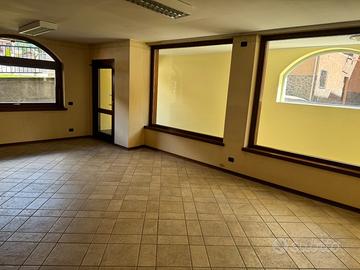 Ufficio/negozio a pinzolo