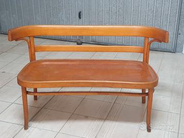 Thonet - panchetta in legno curvato
