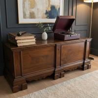 Cassapanca Luigi XIV in noce fine ‘600. Restauri