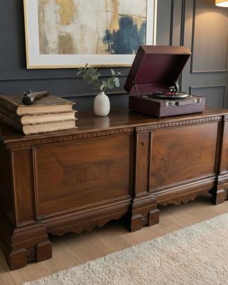 Cassapanca Luigi XIV in noce fine ‘600. Restauri