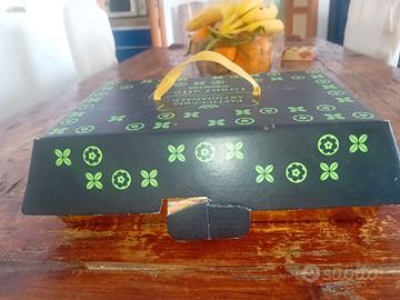 Contenitore di cartone