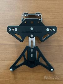 PORTA TARGA UNIVERSALE - BARRACUDA