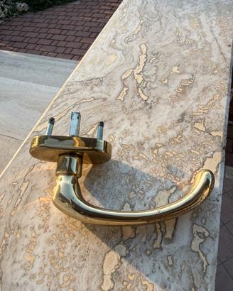 Maniglia finestra ottone
