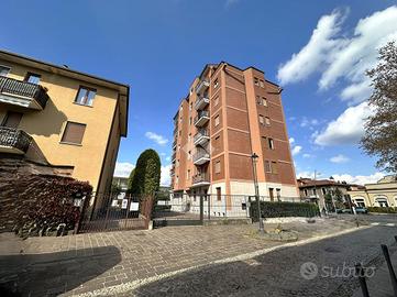 2 LOCALI A VIMERCATE