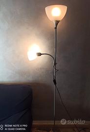 Lampada piantana 2 luci (una orientabile)