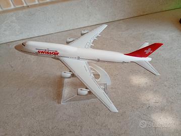 Modellino aerio svizzero Swiissair da collezione 