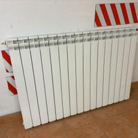 Radiatore / calorifero / termosifone 16 a elementi