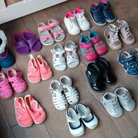 Lotto 16 scarpe neonata dal 20 al 22 