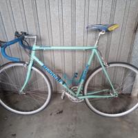 bici da corsa bianchi