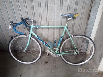bici da corsa bianchi