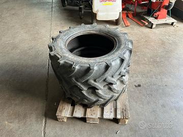 GOMME 300/70R20 MITAS