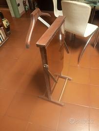 Servomuto in legno