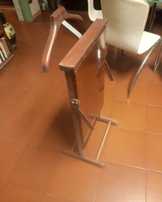 Servomuto in legno