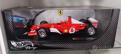 Ferrari F2002 Hotwheels 1/18