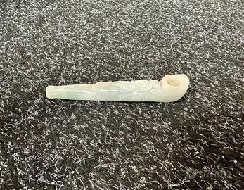 Pipino in giada scolpita oggetto da collezione